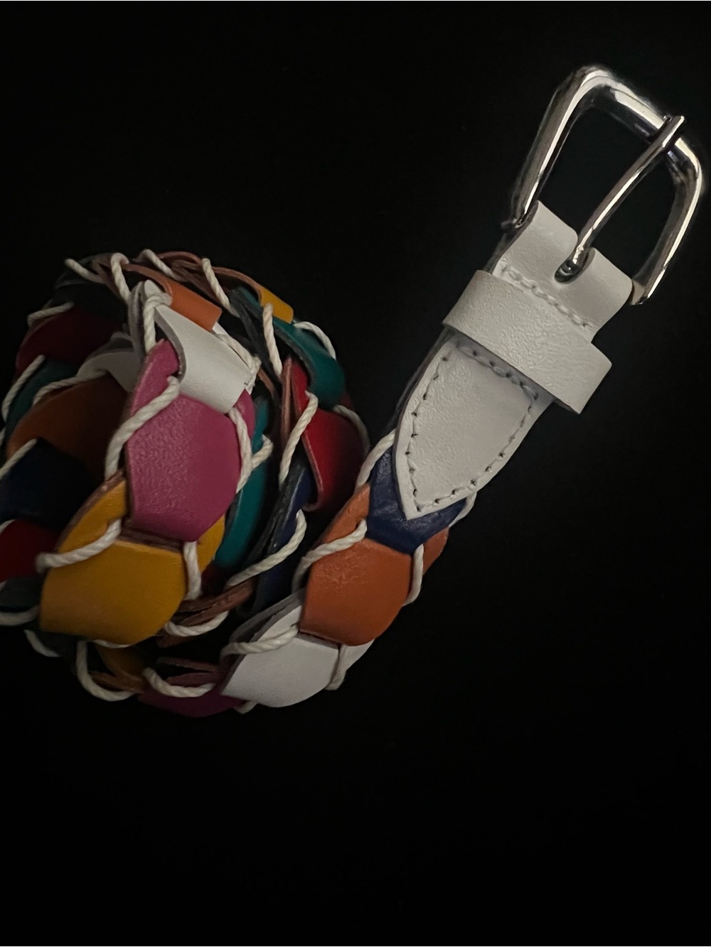 Vintage nwot White Multicolor Braided Leather Belt. 37 inches long-stamped med.